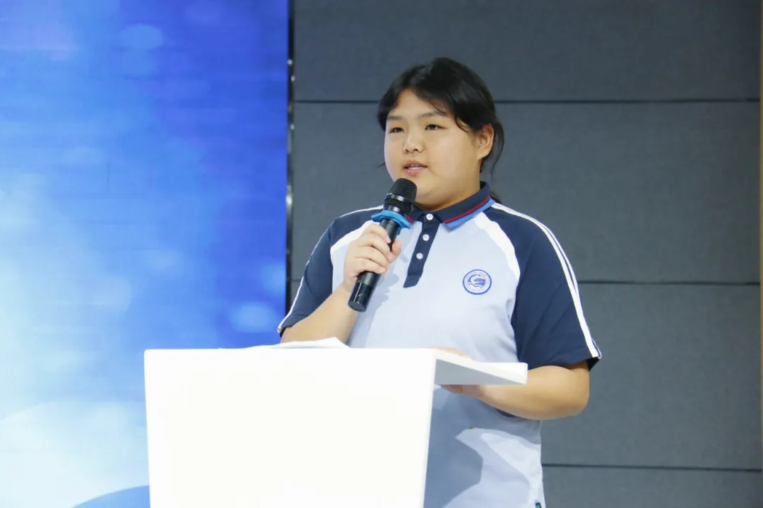 e3fcfc849c32ab6c56c57951bc6329d9.jpg